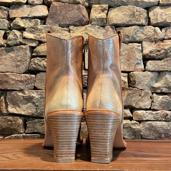 Shyanne Women’s Goldie Western Boots - Round Toe - Picture 4 of 5